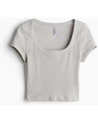 H&M - Kurzes geripptes T-Shirt - Lyst