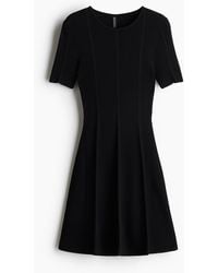 H&M - Ribgebreide Jurk Met Uitlopende Rok - Lyst