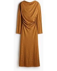 H&M - Robe Midi À Effet Drapé - Lyst