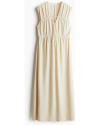 H&M - Kleid mit Bindedetails - Lyst