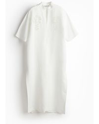 H&M - Kaftankleid in Broderie Anglaise - Lyst