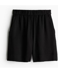 H&M - Shorts aus Seidenmischung - Lyst