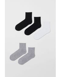 Herren Bekleidung Unterwäsche Socken H&M Synthetik 5er-Pack Sportsocken in Grau für Herren 