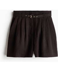 H&M - Paperbag-Shorts mit Gürtel - Lyst