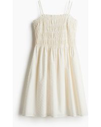 H&M - Baumwollkleid mit gesmoktem Oberteil - Lyst