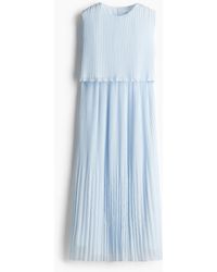 H&M - MAMA Plissiertes Stillkleid - Lyst