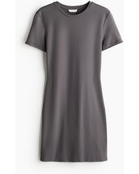 H&M - T-Shirt-Kleid aus Mikrofaser - Lyst