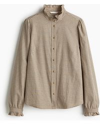 H&M - Bluse mit Volantkragen - Lyst