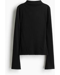 H&M - Geripptes Shirt mit Turtleneck - Lyst