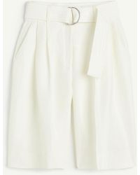 H&M - Shorts aus Leinenmix mit Gürtel - Lyst