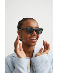 Women's H\u0026M Sunglasses from $8