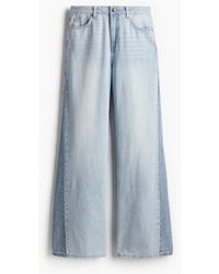 H&M - Feather Soft Flared Ultra High Jeans - Lyst