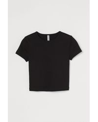 H&M Geripptes Cropped Shirt - Schwarz
