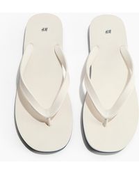 H&M - Zehensandalen aus Gummi - Lyst