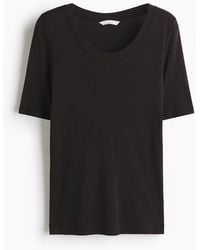 H&M - T-Shirt aus Pima-Baumwolle mit U-Ausschnitt - Lyst
