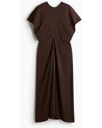 H&M - Getailleerde Jurk - Lyst