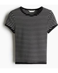 H&M - Nauwsluitend T-shirt - Lyst