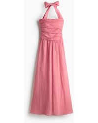 H&M - Neckholderkleid mit Raffungen - Lyst