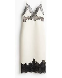 H&M - Trägerkleid mit Spitze - Lyst