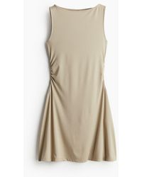 H&M - Kleid mit Raffungen und ausgestelltem Jupe - Lyst