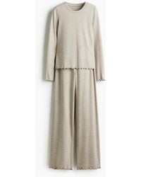 H&M - Pyjama mit Overlockkanten - Lyst