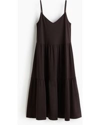 H&M - Gestuftes Trägerkleid - Lyst