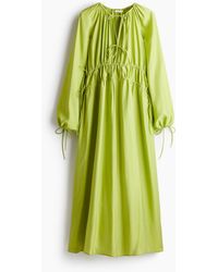 H&M - Oversized Kleid mit Kordelzügen - Lyst