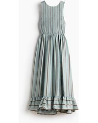 H&M - Kleid mit gesmoktem Oberteil - Lyst