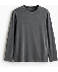 H&M - Langarm-Sportshirt mit DryMoveTM in Regular Fit - Lyst