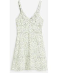 H&M - Kleid mit Volantbesatz und Bindedetail - Lyst
