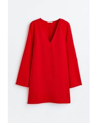H&M Kleid mit V-Ausschnitt - Rot