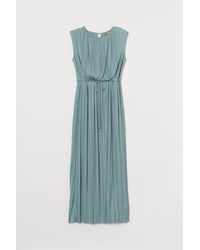 H&M H & M+ Plissiertes Maxikleid - Blau