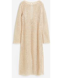 H&M - Kleid in Ajourstrick mit Pailletten - Lyst