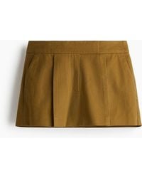 H&M - Eleganter Miniskort - Lyst