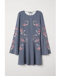 H&M Besticktes Kleid - Blau