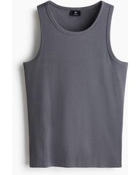 H&M - Geribde Tanktop - Lyst