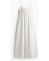 H&M - Trägerkleid mit gesmoktem Oberteil - Lyst