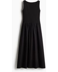 H&M - Robe Sans Manches Avec Jupe Évasée - Lyst