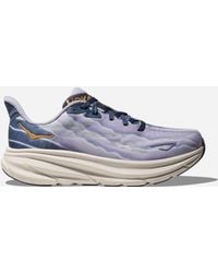 Hoka One One - Clifton 9 FP Movement Chaussures pour Femme en Cirrus Taille 36 2/3 | Lifestyle - Lyst