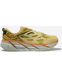Hoka One One - Clifton L Suede Chaussures en Golden Lichen/Celery Root Taille 36 2/3 | Marche - Lyst