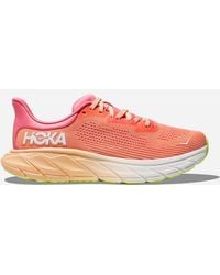 Hoka One One - Arahi 7 Schuhe für Damen in Papaya/Coral Größe 36 2/3 | Straße - Lyst