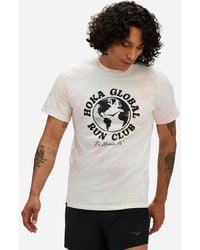 Hoka One One - Kurzärmliges Grafik-T-Shirt mit Print für Herren in Multi/Dye Größe M | Kurzarmshirts - Lyst