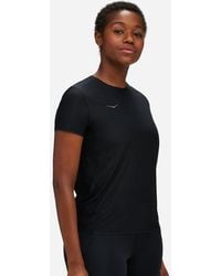 Hoka One One - Haut de running Airolite pour Femme en Black Taille L | T-Shirts À Manches Courtes - Lyst
