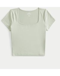 Hollister - T-Shirt aus nahtlosem Soft-Stretch-Material mit eckigem Ausschnitt - Lyst