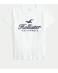 Hollister - Unkompliziertes Tee mit Logografik - Lyst