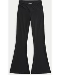 Hollister - Ultra High Rise Leggings mit V-Taille - Lyst