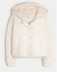 Hollister - Ultimate Cozy Lined Puffer Jacket - Lyst
