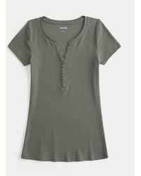 Hollister - Kurzärmliges Henley - Lyst