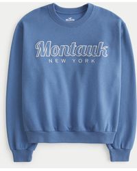 Hollister - Lässiges Sweatshirt mit Rundhalsausschnitt und Montauk New York-Grafik - Lyst