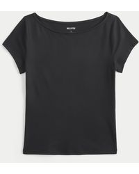 Hollister - Short-sleeve Seamless Fabric Slash-neck T-shirt - Lyst